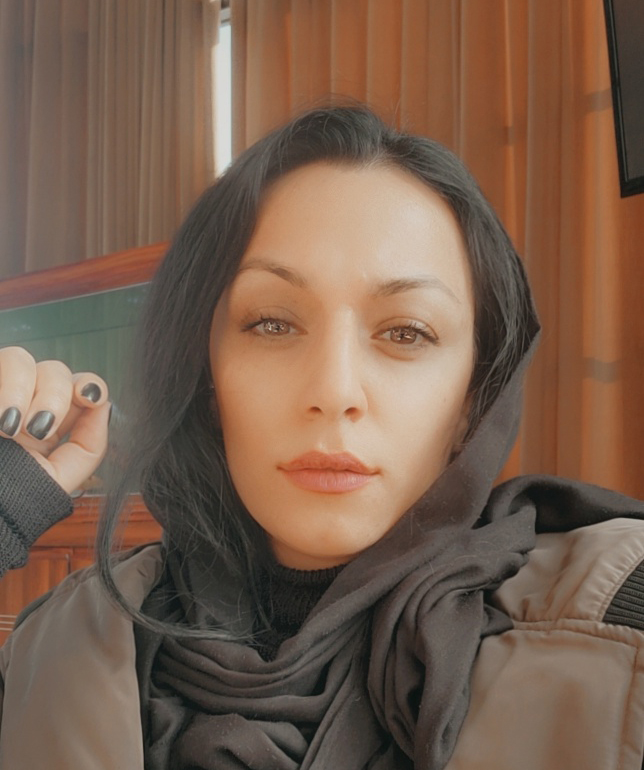 نازگل علیپور